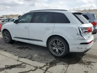 2019 Audi Q7 Prestige with VIN WA1VAAF72KD018406, listed as a Copart auction lot 49321975 with 134,333 mi miles and Salvage Title. Bid and sale history available at carsss.com. Image 2.