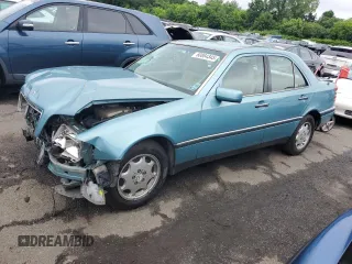 1994 Mercedes-Benz C 230/260/280/320 z VIN WDBHA28E8RF098148, wystawiony jako Copart lot #60884345 z przebiegiem 238 600 mil mil oraz Szkoda całkowita • Salvage title. Historia ofert i sprzedaży dostępna na DreamBid. Obrazek 1.