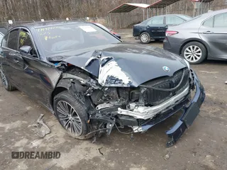 2018 BMW 5 Series 530e with VIN WBAJA9C51JB252601, listed as a IAAI auction lot 41491422 with 35,148 mi miles and . Bid and sale history available at DreamBid. Image 6.