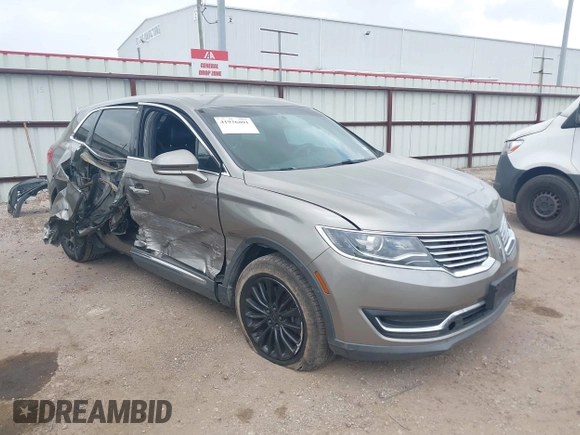 2016 Lincoln MKX Select with VIN 2LMTJ6KR8GBL63843, listed as a IAAI auction lot 41936801 with 96,829 mi miles. Bid and sale history available at carsss.com. Image 1.