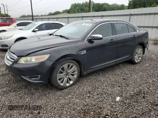 2010 Ford Taurus Limited z VIN 1FAHP2FW6AG108014, wystawiony jako Copart lot #58027455 z przebiegiem 229 871 mil mil oraz Szkoda całkowita • Salvage title. Historia ofert i sprzedaży dostępna na DreamBid. Obrazek 1.
