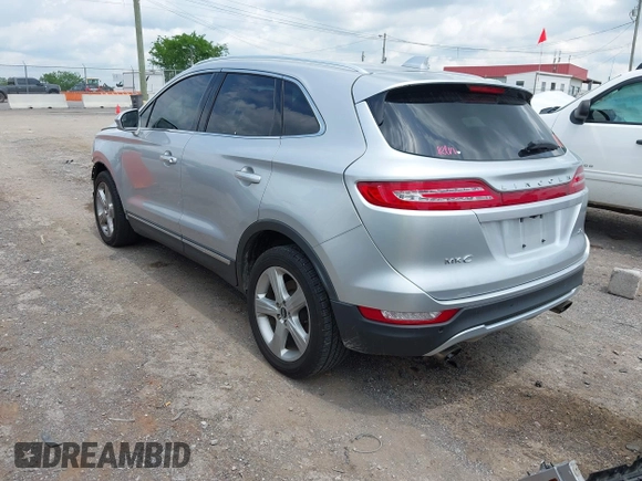 2018 Lincoln MKC Premiere with VIN 5LMCJ1C94JUL08589, listed as a IAAI auction lot 42133449 with 90,827 mi miles and . Bid and sale history available at DreamBid. Image 3.