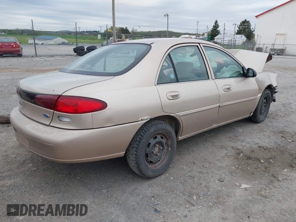 1998 Ford Escort SE z VIN 1FAFP13PXWW215384, wystawiony jako IAAI lot #42074196 z przebiegiem 136 005 mil mil oraz . Historia ofert i sprzedaży dostępna na DreamBid. Obrazek 4.