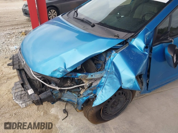 2011 Honda Insight LX z VIN JHMZE2H50BS009095, wystawiony jako IAAI lot #41261525 z przebiegiem 188 441 mil mil oraz . Historia ofert i sprzedaży dostępna na DreamBid. Obrazek 6.