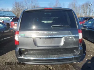 2016 Chrysler Town & Country Touring with VIN 2C4RC1BG1GR287489, listed as a Copart auction lot 46703405 with 189,371 mi miles and Salvage Title. Bid and sale history available at DreamBid. Image 6.