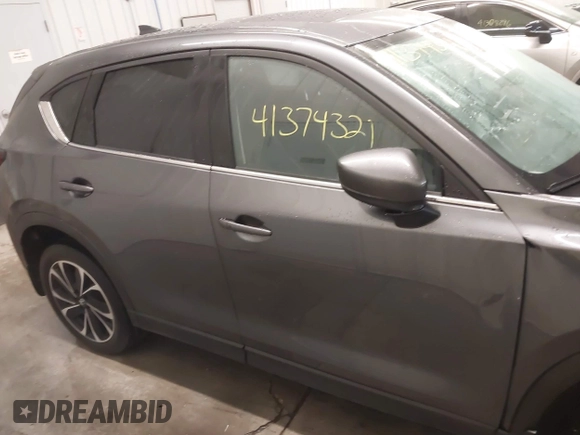 2023 Mazda CX-5 2.5 S Premium Package with VIN JM3KFBDM0P0172983, listed as a IAAI auction lot 41374321 with 19,032 mi miles. Bid and sale history available at carsss.com. Image 13.