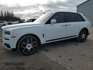 2022 Rolls-Royce Cullinan Black Badge z VIN SLATV8C01NU211417, wystawiony jako Copart lot #83323584 z przebiegiem 24 227 mil mil oraz Nie do naprawy. Historia ofert i sprzedaży dostępna na DreamBid. Obrazek 1.