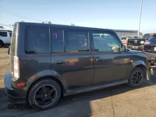2006 Scion xB with VIN JTLKT334964093624, listed as a Copart auction lot 70754674 with 189,657 mi miles and Salvage Title. Bid and sale history available at carsss.com. Image 3.