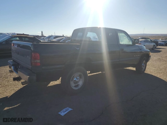 2000 Dodge Ram 1500 with VIN 3B7HC13Z9YM200300, listed as a Copart auction lot 80311264 with 153,266 mi miles and Clean Title. Bid and sale history available at carsss.com. Image 3.