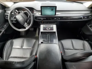 2022 Lincoln Aviator Livery z VIN 5LM5J0XC4NGL09061, wystawiony jako Copart lot #56524295 z przebiegiem 201 621 mil mil oraz Szkoda całkowita • Salvage title. Historia ofert i sprzedaży dostępna na DreamBid. Obrazek 8.