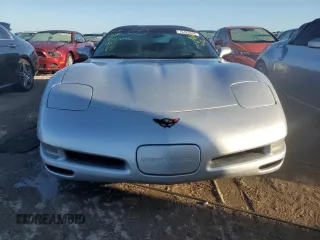 2002 Chevrolet Corvette with VIN 1G1YY22G525107593, listed as a Copart auction lot 75420944 with 0 mi miles and Non Repairable. Bid and sale history available at carsss.com. Image 5.