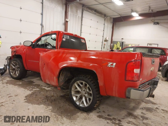 2012 Chevrolet Silverado 1500 LT with VIN 1GCNKSE05CZ191841, listed as a IAAI auction lot 41503972 with Not Provided miles. Bid and sale history available at carsss.com. Image 3.