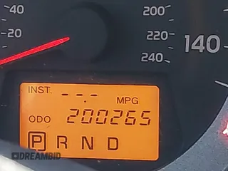 2010 Toyota RAV4 Limited с VIN JTMYK4DV1A5026573, выставлен на аукционе IAAI как лот 41296523 с пробегом 200 265 миль миль и . История ставок и продаж доступна на DreamBid. Изображение 15.