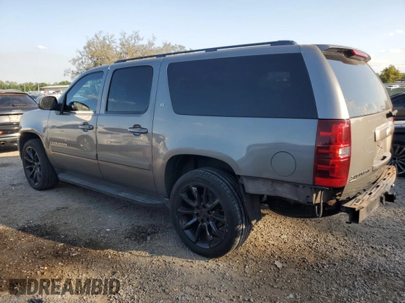 2007 Chevrolet Suburban LS with VIN 1GNFC16097J403193, listed as a Copart auction lot 51236075 with 191,350 mi miles and Salvage title. Bid and sale history available at DreamBid. Image 2.