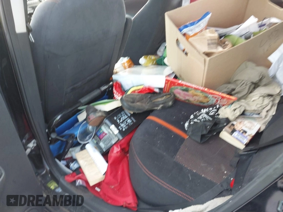 2015 Nissan Note SV with VIN 3N1CE2CP3FL389962, listed as a IAAI auction lot 42100589 with 131,784 mi miles and . Bid and sale history available at DreamBid. Image 8.