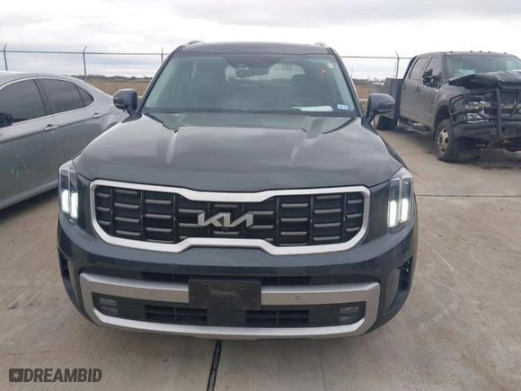 2023 Kia Telluride SX Prestige X-Pro with VIN 5XYP5DGC3PG329805, listed as a IAAI auction lot 41289569 with NaN miles. Bid and sale history available at carsss.com. Image 12.