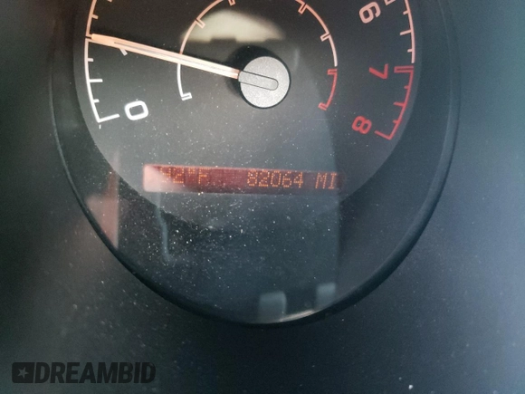 2007 Saturn Sky z VIN 1G8MB35B47Y101765, wystawiony jako Copart lot #68054344 z przebiegiem 82 064 mil mil oraz Szkody całkowita. Historia ofert i sprzedaży dostępna na DreamBid. Obrazek 9.