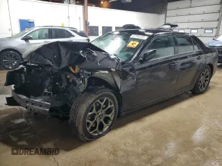 2016 Chrysler 300 with VIN 2C3CCAGG8GH209106, listed as a Copart auction lot 47794235 with 124,533 mi miles and Salvage Title. Bid and sale history available at carsss.com. Image 1.