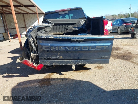 2022 Chevrolet Silverado 1500 RST with VIN 1GCUDEEDXNZ522622, listed as a IAAI auction lot 41363844 with 80,710 mi miles and . Bid and sale history available at DreamBid. Image 16.