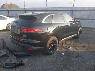 2017 Jaguar F-Pace 35t Prestige with VIN SADCK2BV9HA890245, listed as a IAAI auction lot 41490972 with 135,024 mi miles and . Bid and sale history available at DreamBid. Image 4.
