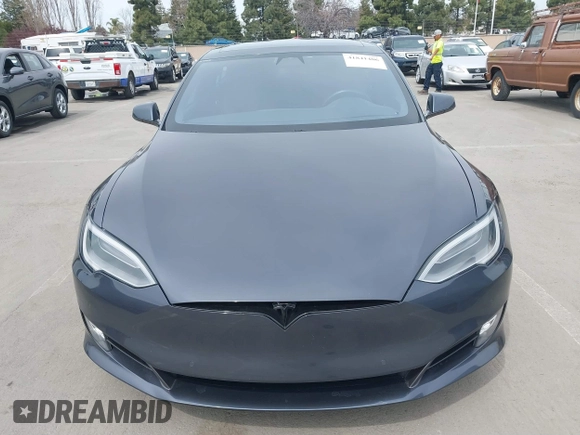 2016 Tesla Model S 90D с VIN 5YJSA1E40GF172502, выставлен на аукционе IAAI как лот 41841406 с пробегом 83 660 миль миль и . История ставок и продаж доступна на DreamBid. Изображение 6.