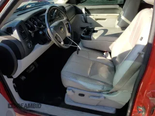 2011 Chevrolet Silverado 1500 LT with VIN 3GCPKSE33BG384670, listed as a Copart auction lot 52565855 with 184,904 mi miles and Non Repairable. Bid and sale history available at DreamBid. Image 7.