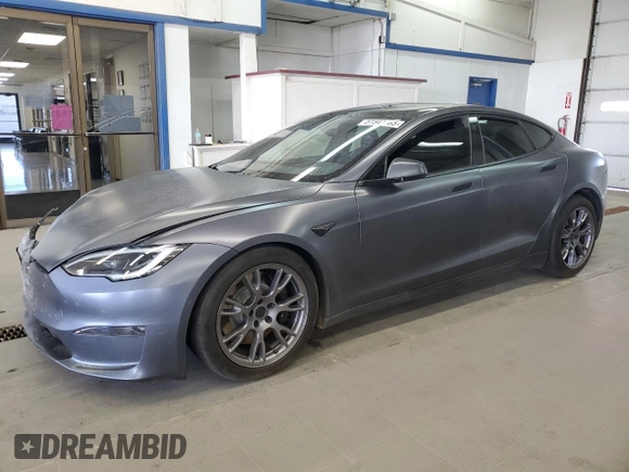 2022 Tesla Model S с VIN 5YJSA1E5XNF488415, выставлен на аукционе Copart как лот 57347565 с пробегом 18 662 миль миль и Списание • Salvage title. История ставок и продаж доступна на DreamBid. Изображение 1.