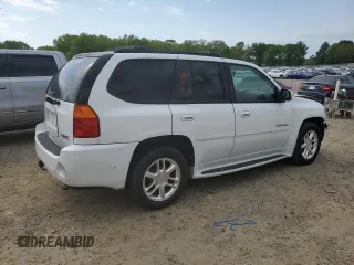2008 GMC Envoy Denali with VIN 1GKES63M382258664, listed as a Copart auction lot 52883795 with 165,095 mi miles and Clean Title. Bid and sale history available at carsss.com. Image 3.