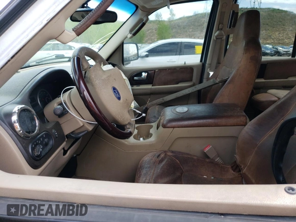 2005 Ford Expedition Eddie Bauer z VIN 1FMFU18525LB09713, wystawiony jako Copart lot #55100245 z przebiegiem Nie podano mil oraz Szkoda całkowita • Salvage title. Historia ofert i sprzedaży dostępna na DreamBid. Obrazek 7.