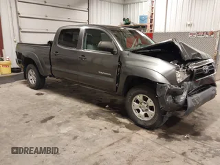 2013 Toyota Tacoma with VIN 3TMMU4FN9DM052987, listed as a IAAI auction lot 42325979 with 200,379 mi miles and . Bid and sale history available at DreamBid. Image 1.