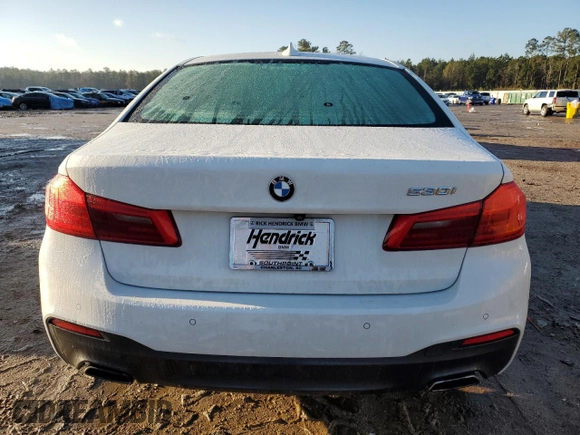 2017 BMW 5 Series 530i z VIN WBAJA5C36HG895109, wystawiony jako Copart lot #42819595 z przebiegiem Nie podano mil oraz Szkoda całkowita • Salvage title. Historia ofert i sprzedaży dostępna na DreamBid. Obrazek 6.