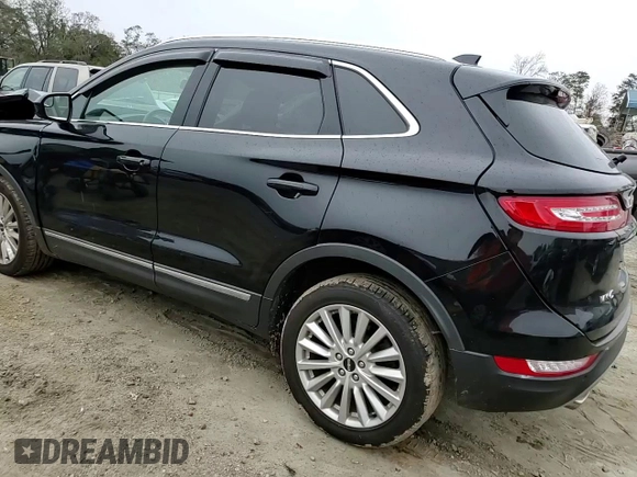 2019 Lincoln MKC Standard with VIN 5LMCJ1D98KUL37318, listed as a Copart auction lot 81398564 with 35,929 mi miles and Salvage Title. Bid and sale history available at DreamBid. Image 12.