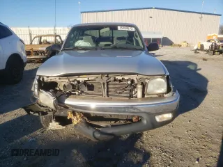 2004 Toyota Tacoma z VIN 5TEVL52N74Z390717, wystawiony jako Copart lot #45209015 z przebiegiem 187 005 mil mil oraz Szkoda całkowita • Salvage title. Historia ofert i sprzedaży dostępna na DreamBid. Obrazek 5.
