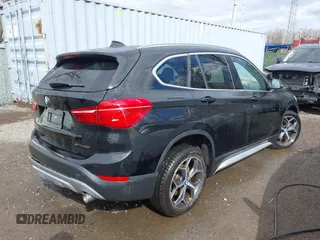 2018 BMW X1 xDrive28i z VIN WBXHT3C35J5L34646, wystawiony jako IAAI lot #41725131 z przebiegiem 81 983 mil mil oraz . Historia ofert i sprzedaży dostępna na DreamBid. Obrazek 4.