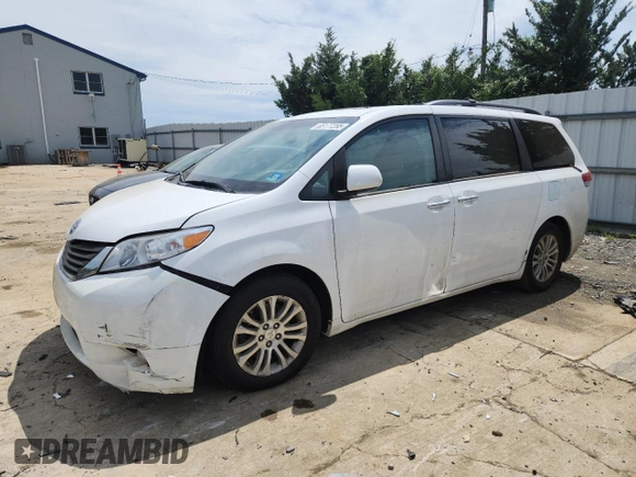 2011 Toyota Sienna XLE AAS с VIN 5TDYK3DC1BS017540, выставлен на аукционе Copart как лот 65177255 с пробегом 164 604 миль миль и Списание • Salvage title. История ставок и продаж доступна на DreamBid. Изображение 1.