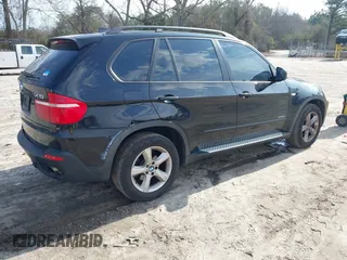 2009 BMW X5 30i with VIN 5UXFE43549L038836, listed as a IAAI auction lot 41500108 with 237,230 mi miles. Bid and sale history available at carsss.com. Image 4.