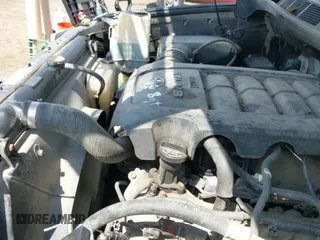 2011 Toyota Tundra с VIN 5TFUY5F14BX161128, выставлен на аукционе IAAI как лот 42503413 с пробегом 214 563 миль миль и . История ставок и продаж доступна на DreamBid. Изображение 18.