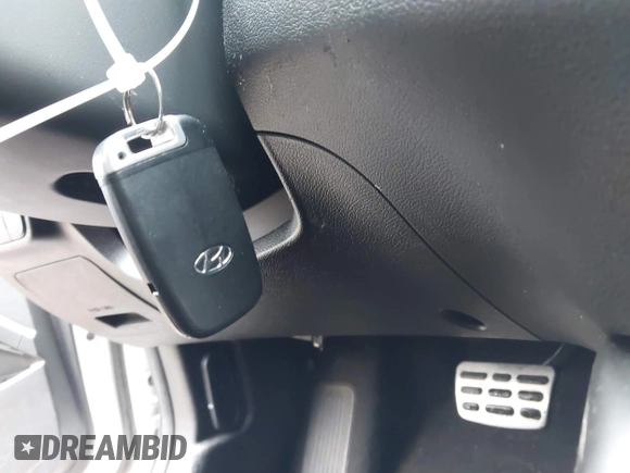 2016 Hyundai Veloster with VIN KMHTC6AD8GU248553, listed as a IAAI auction lot 42174244 with Not provided miles and . Bid and sale history available at DreamBid. Image 11.