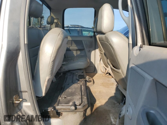 2006 Dodge 2500 SLT z VIN 3D7KS28C86G230974, wystawiony jako Copart lot #70463784 z przebiegiem 234 368 mil mil oraz Czysty tytuł • Clean title. Historia ofert i sprzedaży dostępna na DreamBid. Obrazek 10.