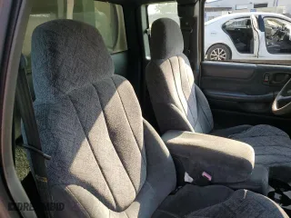 2001 GMC Sonoma SLS w/1SF Pkg with VIN 1GTCS195318169167, listed as a Copart auction lot 75296734 with 0 mi miles and Salvage Title. Bid and sale history available at carsss.com. Image 11.