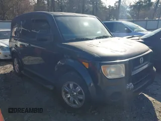 2006 Honda Element EX-P with VIN 5J6YH18726L007939, listed as a IAAI auction lot 41616584 with 241,871 mi miles. Bid and sale history available at carsss.com. Image 1.