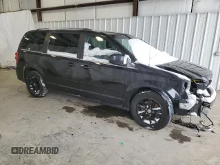 2017 Dodge Grand Caravan SXT with VIN 2C4RDGCG2HR857161, listed as a Copart auction lot 45929385 with 117,972 mi miles and Salvage Title. Bid and sale history available at DreamBid. Image 4.