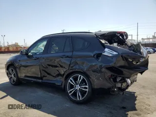 2018 BMW X1 xDrive28i z VIN WBXHT3C33J5L24441, wystawiony jako Copart lot #60468645 z przebiegiem 83 339 mil mil oraz Szkoda całkowita • Salvage title. Historia ofert i sprzedaży dostępna na DreamBid. Obrazek 2.