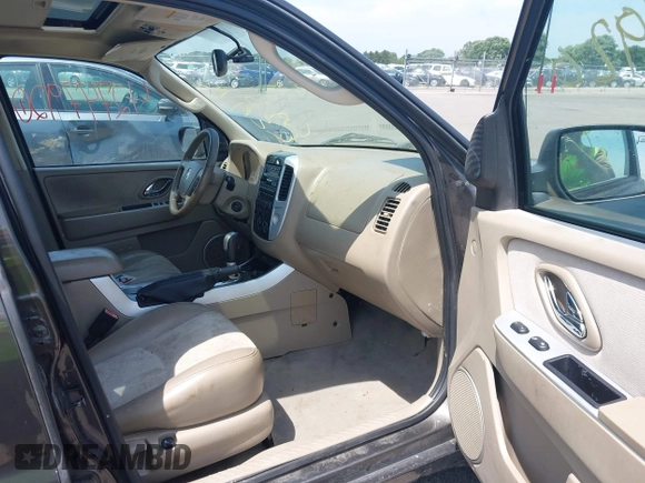 2005 Mercury Mariner Luxury с VIN 4M2CU571X5DJ03210, выставлен на аукционе IAAI как лот 42747920 с пробегом 167 795 миль миль и . История ставок и продаж доступна на DreamBid. Изображение 5.
