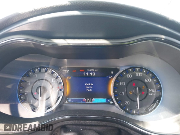 2015 Chrysler 200 S with VIN 1C3CCCDG5FN644378, listed as a IAAI auction lot 41918218 with 138,252 mi miles and . Bid and sale history available at carsss.com. Image 7.