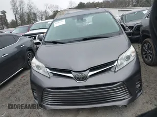 2019 Toyota Sienna XLE Auto Access Seat with VIN 5TDYZ3DC8KS982777, listed as a IAAI auction lot 41519696 with 109,708 mi miles. Bid and sale history available at carsss.com. Image 12.