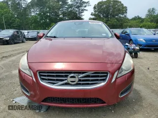 2013 Volvo S60 T5 Premier with VIN YV1612FS3D2227487, listed as a Copart auction lot 60846565 with 113,634 mi miles and Salvage title. Bid and sale history available at DreamBid. Image 5.