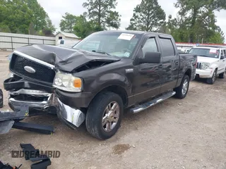 2006 Ford F-150 XLT with VIN 1FTRW12W96FA87318, listed as a IAAI auction lot 41936492 with 221,709 mi miles. Bid and sale history available at carsss.com. Image 17.