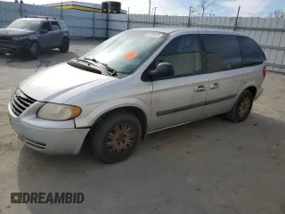 2007 Chrysler Town & Country SWB with VIN 1A4GJ45R97B173356, listed as a Copart auction lot 42595675 with 285,339 mi miles and Salvage Title. Bid and sale history available at carsss.com. Image 1.