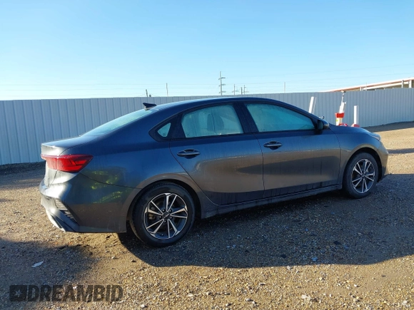 2023 Kia Forte LXS with VIN 3KPF24ADXPE607392, listed as a IAAI auction lot 40892259 with 35,581 mi miles and . Bid and sale history available at DreamBid. Image 6.